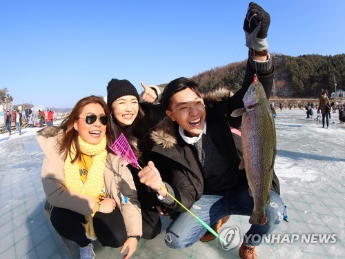 '기다렸어! 새해야' 경자년 첫날 밝힌 태양에 전국이 들썩