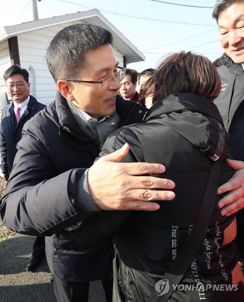 황교안, 檢기소 아랑곳없이 TK '텃밭' 민생탐방…"총선 압승"