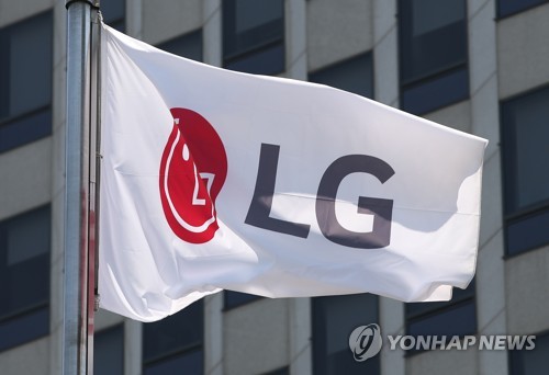 LG전자 작년 매출 62.3조원 '역대 최고'…순이익은 88% 급감(종합)