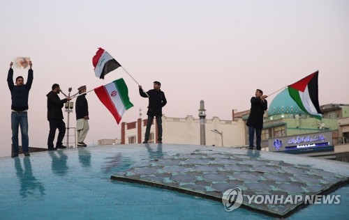 중국, 이란 미 기지 공격 후 "각국 자제해야"