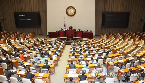 여 "윤석열 항명 그냥 못넘어가" vs 한국당 "추미애 탄핵·국조"(종합)