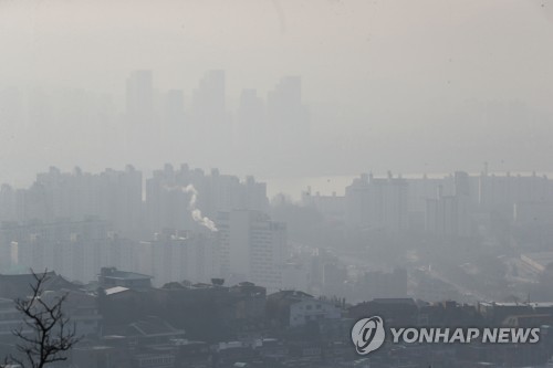 일교차 큰 토요일…중부지방 미세먼지 오전 한때 '나쁨'