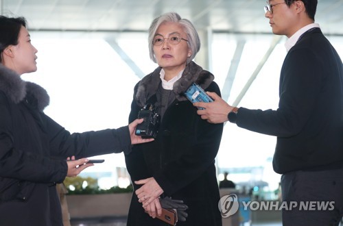 강경화 "파병 미국 생각 들어볼 것"…샌프란시스코로 출국