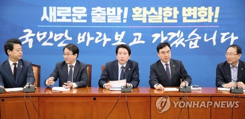 민주 "한국당 정쟁·몽니 안돼…민생법안 하나라도 더 처리해야"