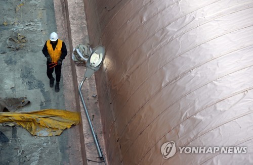 김용균법 시행 첫날…'꼼수 도금작업' 등 일부 논란