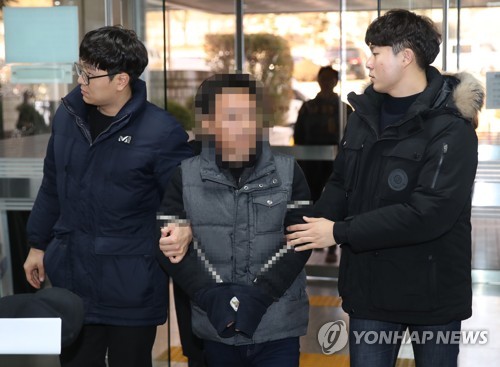 천막 철거 반대하며 흉기 위협한 탈북민 영장 기각(종합)