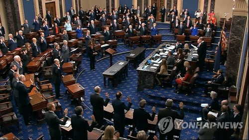 '트럼프 탄핵심판' 절차 놓고 상원서 힘겨루기…증인 소환 핵심