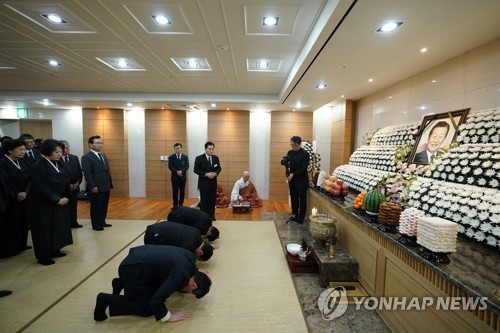 故 신격호 회장 오늘 영결식…'평생의 꿈' 롯데월드타워 들러