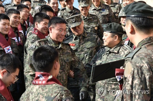 합참의장, 해안 경계부대 대비태세 점검…"이겨놓고 싸운다"