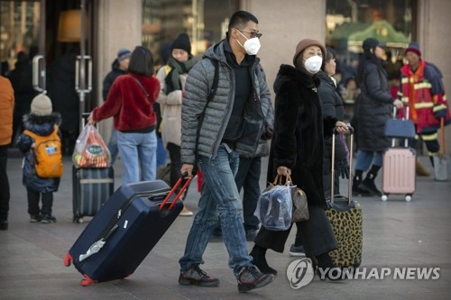 중국 춘제 앞 우한 폐렴 확산에 '사람 많은 곳 꺼려'