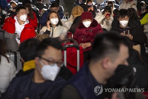 '우한 폐렴'에 업종별 희비…헬스케어·온라인은 웃는다