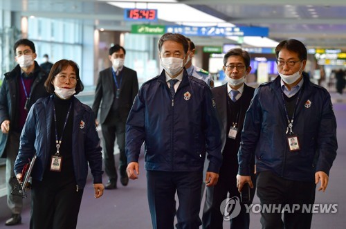 '불청객 우한 폐렴 사절' 세계 각국 유입차단 총력전(종합)