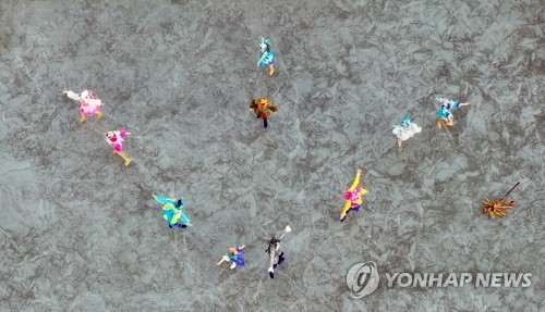 20년 성숙미로 완성된 인제빙어축제…"주민·단체지원 성공요인"