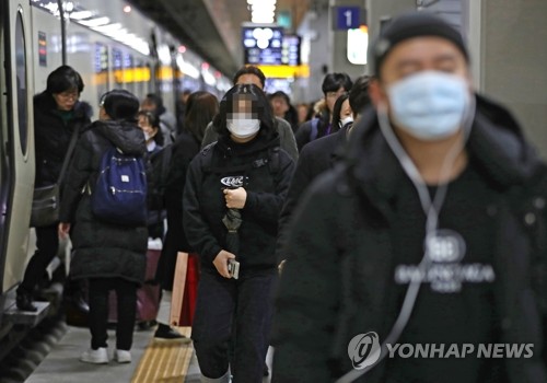 '신종코로나' 네번째 환자 신고 안 된 병원 폐쇄해 조사중(종합3보)