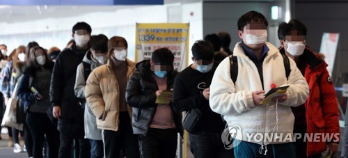 신종코로나 확산 우려에 닫힌 中하늘길…항공사, 운항 중단 확산