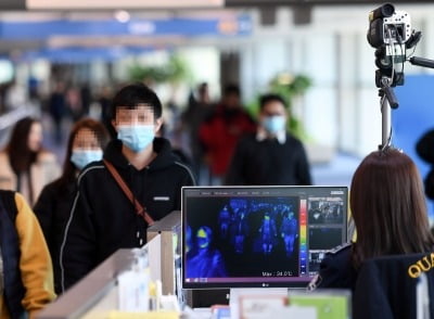 중국 우한 폐렴 첫 사망자 발생…설 앞두고 확산 방지 '비상'