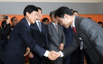 한국당, 설 연휴에도'추미애 때리기'…"하극상 이성윤 파면" 촉구