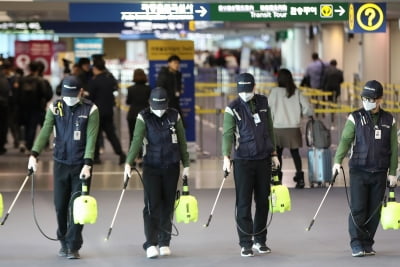 국내 '우한 폐렴' 첫 확진자 상태 호전…증상자 3명 추가