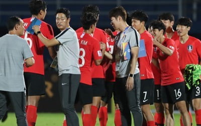 김학범의 자신감 "체력·전술 준비는 끝…경험만 쌓이면 된다"