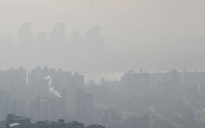 일교차 큰 토요일…중부지방 미세먼지 오전 한때 '나쁨'