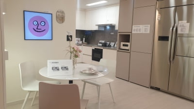 [매교역 푸르지오 SK뷰②] 주방 쓰임새 좋은 탑상형…전용 84㎡, 여유있는 4베이-4룸 구조