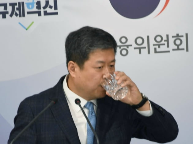 속타는 금융위...사모펀드 제도 개선안 발표