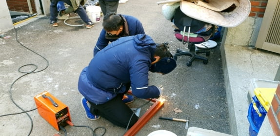 아름다운주택포럼, 경기 부천에서 소외계층 집수리 봉사활동 펼쳐