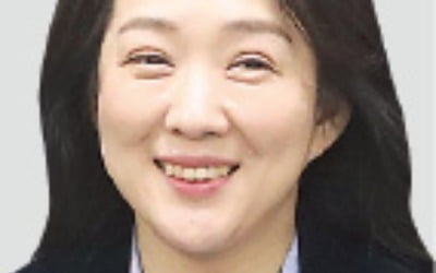 민주 영입1호 최혜영, 해명에도 논란 여전