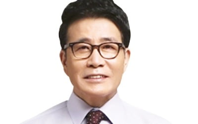 "고강도 규제 연이어 내놔도 부동산에 돈 쏠리는 이유는 여전히 서울 '새집' 부족한 탓"