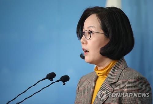 한국당, 선거개입 사건 공세…"대통령, 잘못했다면 심판받아야"