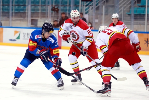 '김기성 2골' 남자 아이스하키, KHL 쿤룬과 2차전서 완승