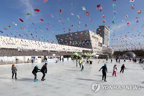 광주시청 야외 스케이트장 조기 폐장…53일간 5만9천명 찾아