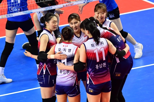 '오늘은 5세트 없다'…KGC인삼공사, IBK기업은행 3-0 완파