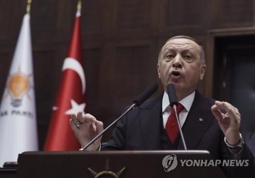 터키 에르도안 "휴전 합의 개의치 않고 시리아군 공격할 것"