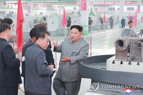 북한,'정면돌파' 속 공장 자동·무인화 '거센 바람'