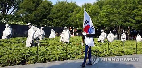 보훈처장, 미국·캐나다 방문…'추모의벽' 설계비 전달