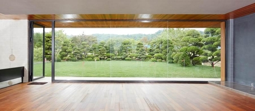 '기생충' 박사장네 정원뷰 위해 '8m 통유리' 특수제작