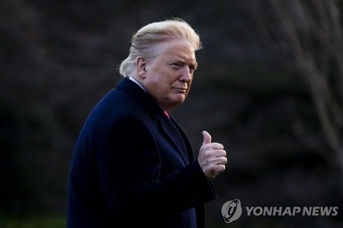 'SNS 뜨겁게 달군 트럼프 대통령 화제사진'은 한인기자 작품
