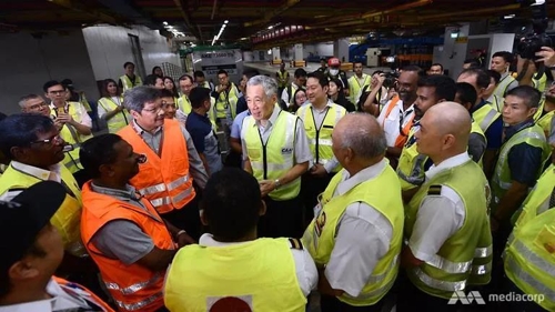 싱가포르 총리 "코로나19 경제충격, 이미 '사스' 수준 넘어서"