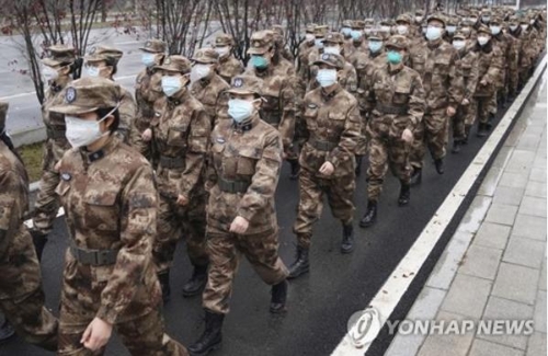 시진핑 "코로나19로 드러난 단점 보완…생물안전을 국가안보로"