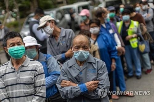 중국 코로나19 확산세 둔화…대만서 첫 사망자 나와