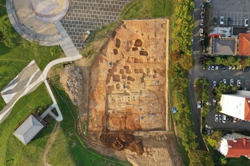 김해 대성동고분군서 금관가야 목곽묘 구조 밝힐 무덤 첫 발굴