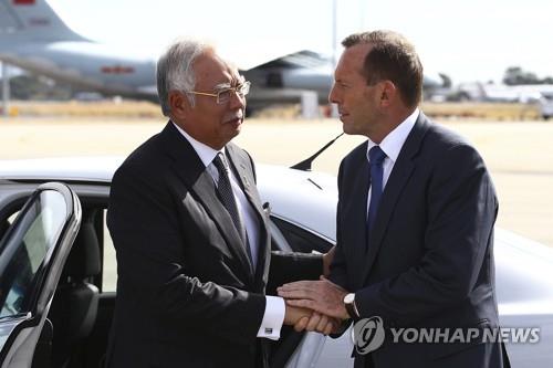 호주 전 총리 "실종 말레이기, 기장 자살비행으로 들었다"