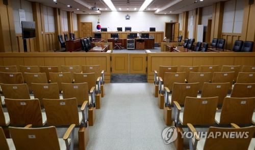 코로나19에 법원·검찰도 '긴장'…윤석열 "소환조사 최소화"