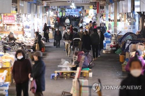 소상공인 코로나19 자금신청 1만3천건 육박…중기부 증액 검토