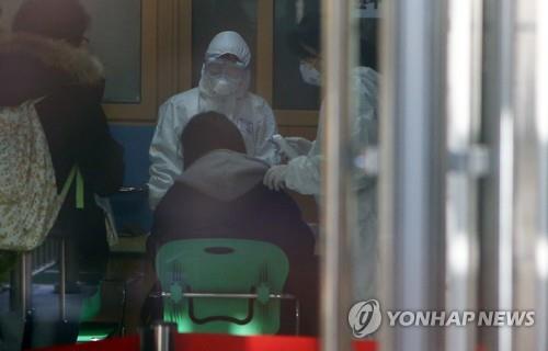 '최연소' 4세 어린이집 원생도 확진…대구 총 302명