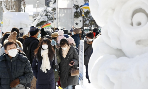 日통학버스 기사·철도직원 코로나19 감염…확산 우려 고조(종합)