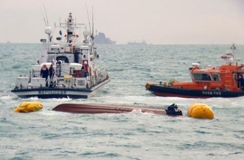 부산 영도구 생도 인근서 어선 침몰…1명 실종(종합)