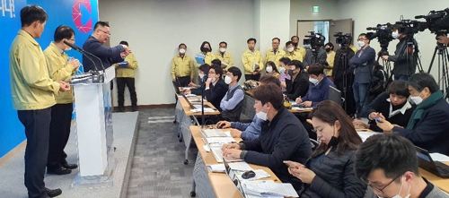 춘천시, 코로나19 자가격리 255명…확진자 동선 파악 주력