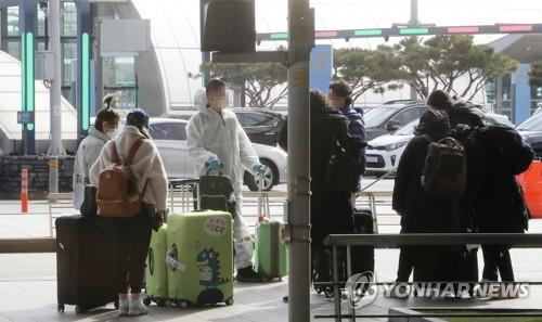 "한국 상황이 중국보다 나빠" 중국인 유학생들 '유턴 귀국'도